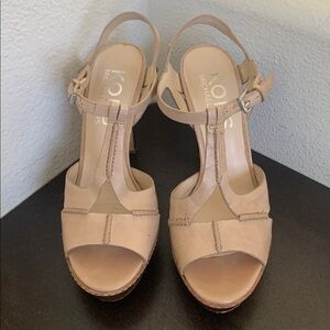 Michael Kors Beige / Tan Leather T-Strap Heels.
